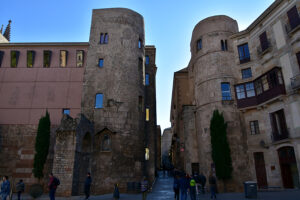 Roman wall, gate and towers Barcelona