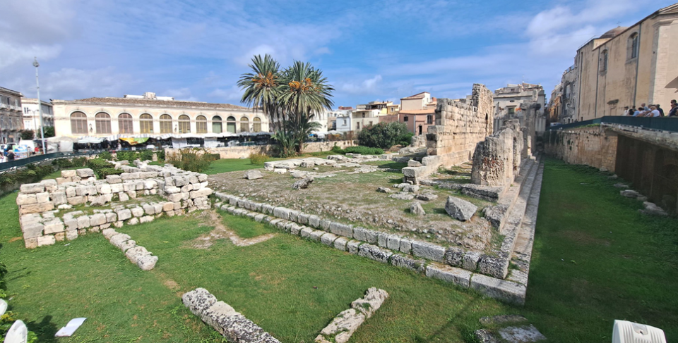 Ortygia, Temple of Apollo – Sicily